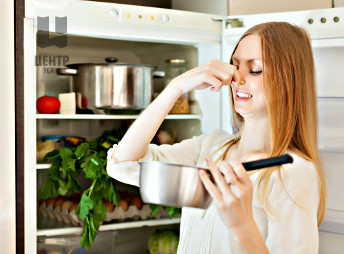 Как убрать неприятный запах из холодильника - советы и рекомендации